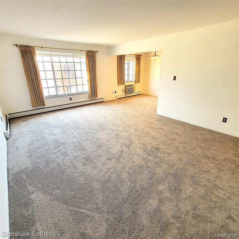 20870 Wildwood, 221, Harper Woods, MI 48225 — Photo 5
