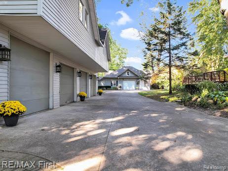 410 Crane Avenue, Royal Oak, MI 48067 — Photo 9