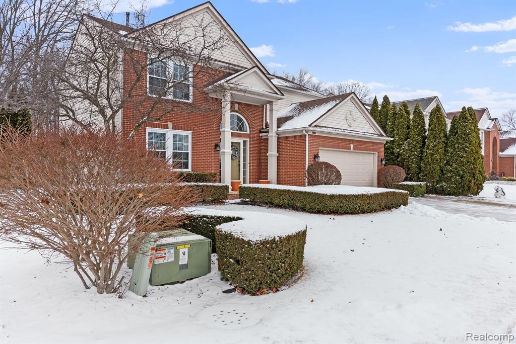 7983 SPRINGWATER Drive, Ypsilanti, MI 48197 — Photo 5
