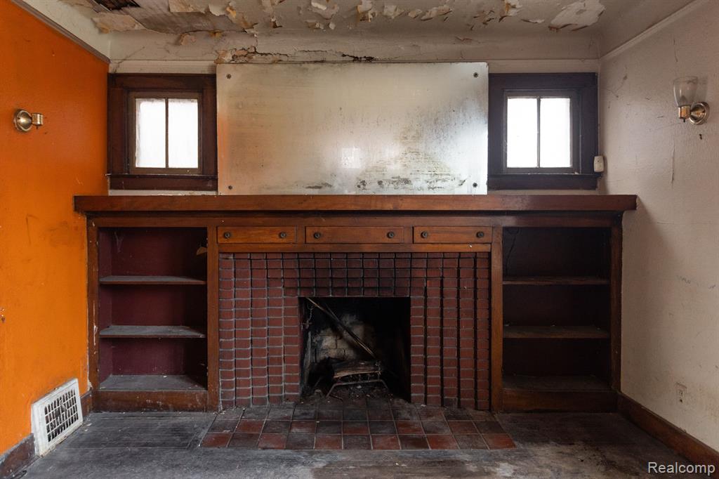 9169 WARD Street, Detroit, MI 48228 — Photo 6