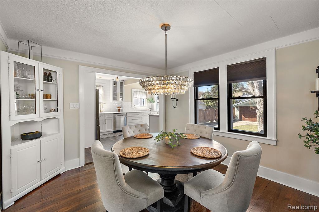 714 S Rembrandt Avenue, Royal Oak, MI 48067 — Photo 8