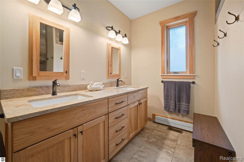 4805 E Shore Drive NE, Kalkaska, MI 49646 — Photo 24