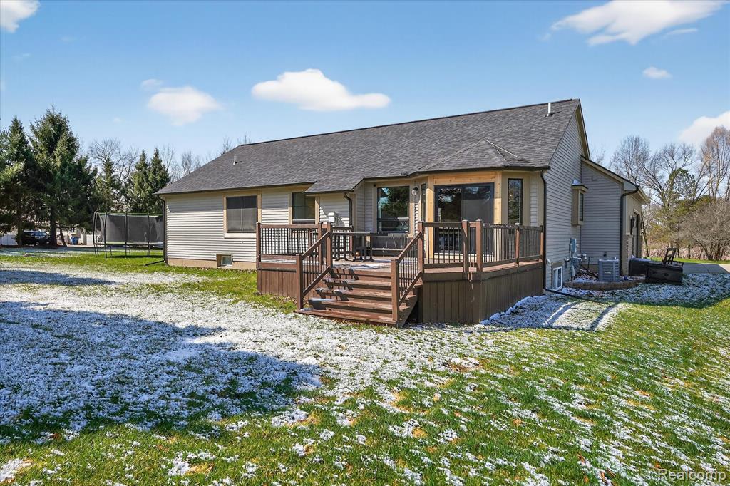 16529 W Horseshoe Trail, Linden, MI 48451 — Photo 32