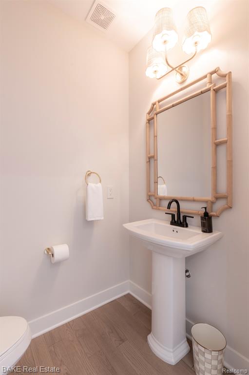 205 Mountain View Lane, Milford, MI 48381 — Photo 21