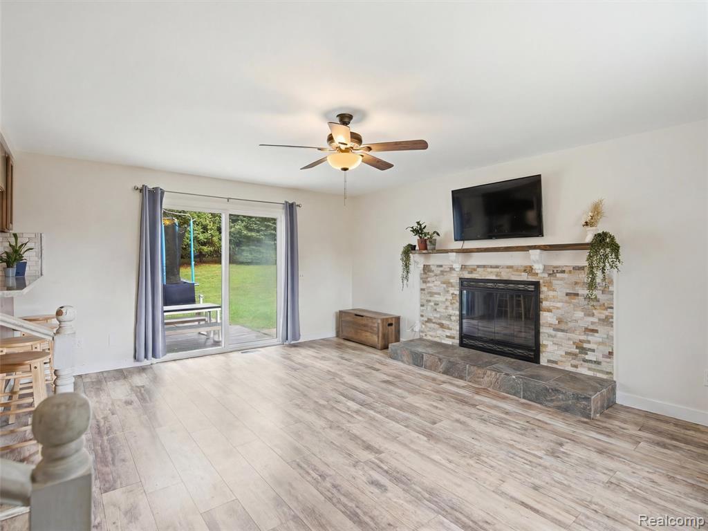 4040 Taggett Lake Drive, Highland, MI — Photo 5