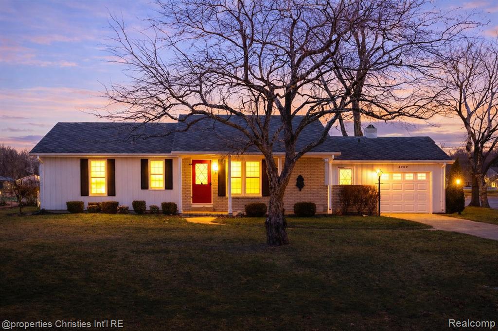 3309 Lake Drive, Fort Gratiot, MI 48059 — Photo 34