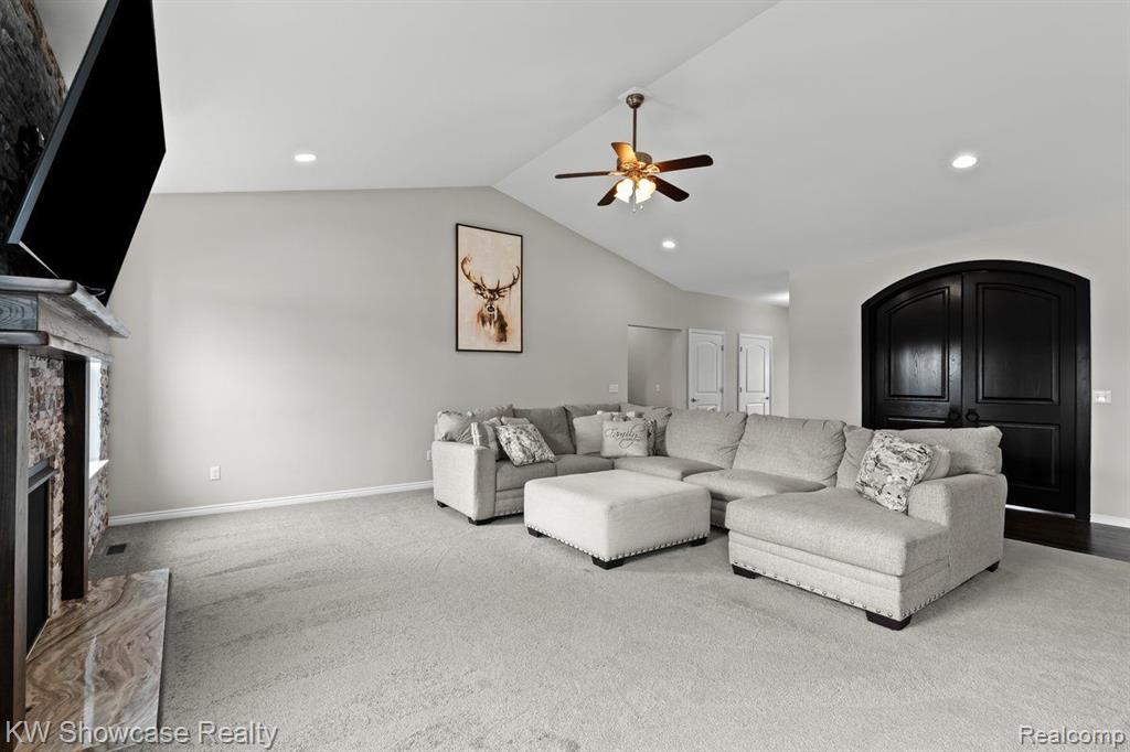 4276 TAGGETT LAKE Drive, Highland, MI — Photo 16