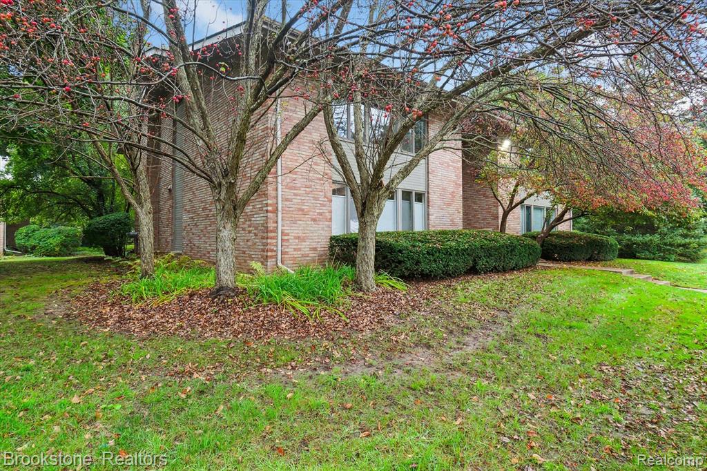359 CONCORD PL, Unit 3, Bloomfield Hills, MI 48304 — Photo 24