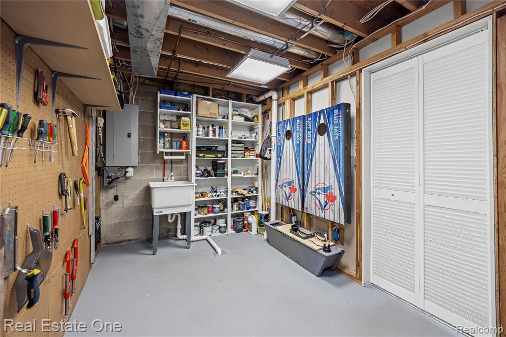 4047 Sunfish Drive, Lapeer, MI 48446 — Photo 50