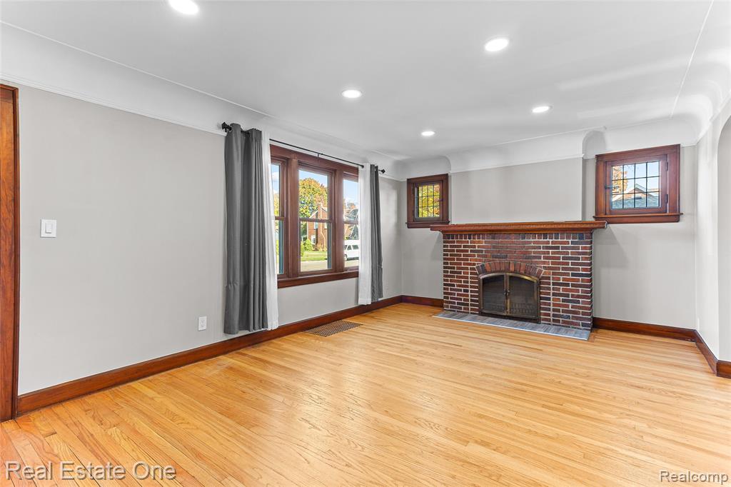 679 Emmons Boulevard, Lincoln Park, MI 48146 — Photo 16