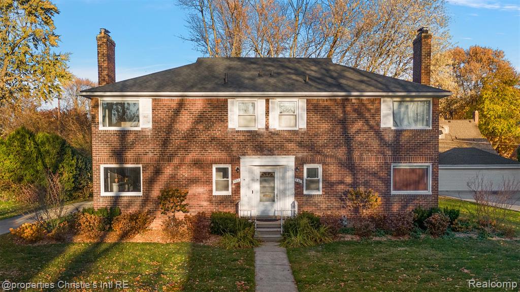852 Harcourt Road, Grosse Pointe Park, MI 48230 — Photo 2