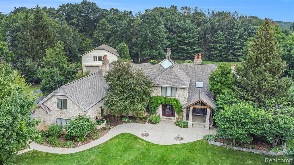 841 OLD MILFORD FARMS, Milford, MI 48381 — front exterior
