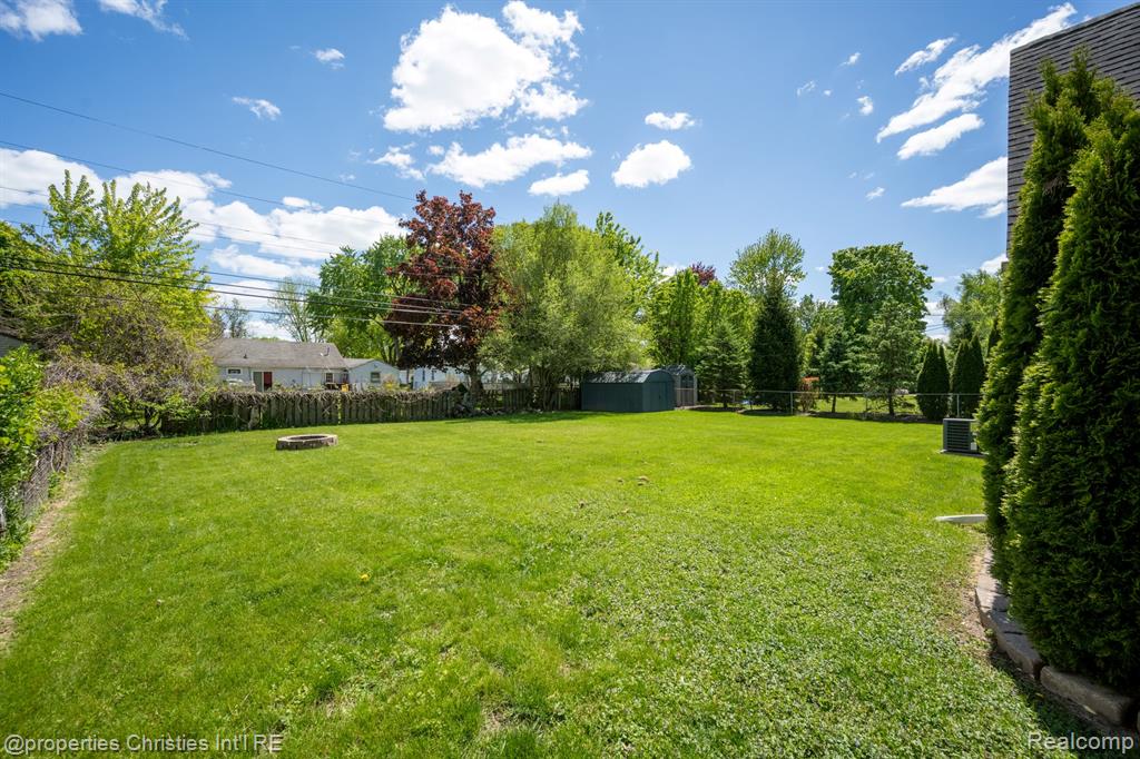 9034 Elmhurst Avenue, Plymouth, MI 48170 — Photo 6