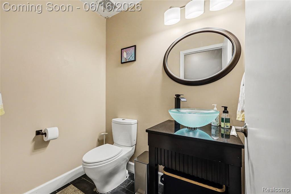 49033 Deerfield Park, Macomb, MI 48044 — Photo 23