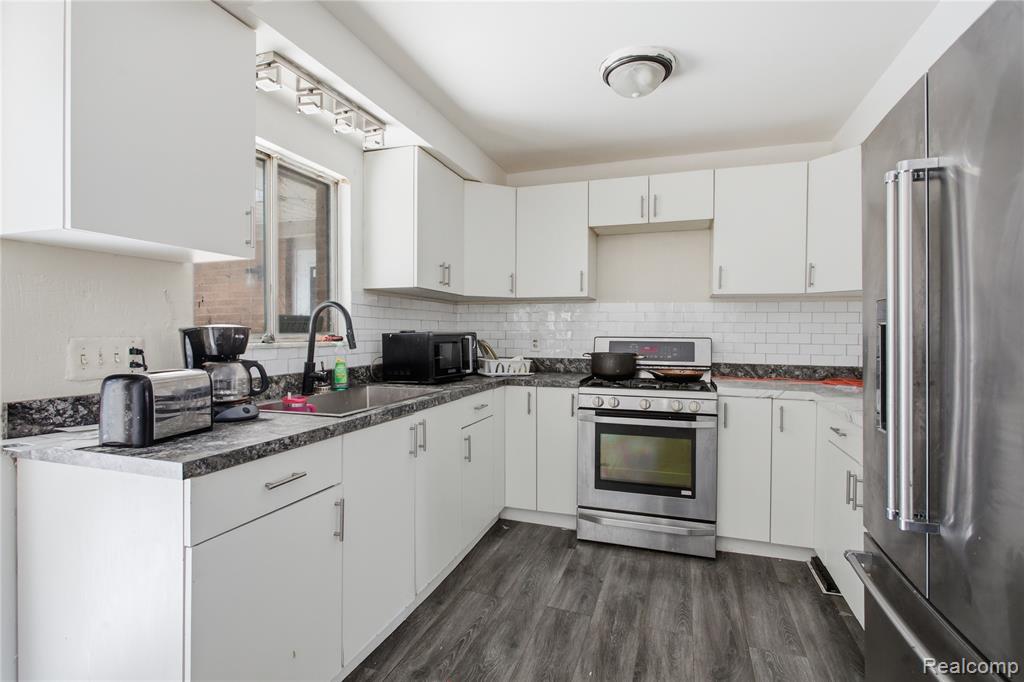117 N Groesbeck Highway, Mount Clemens, MI 48043 — Photo 9