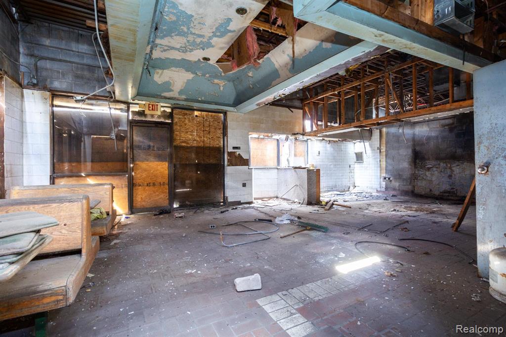 9104 Grand River Avenue, Detroit, MI 48204 — Photo 14