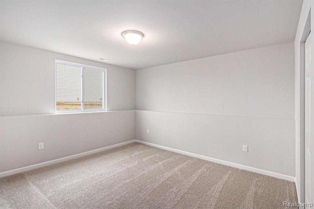 8346 Majestic Boulevard, Fowlerville, MI 48836 — Photo 14
