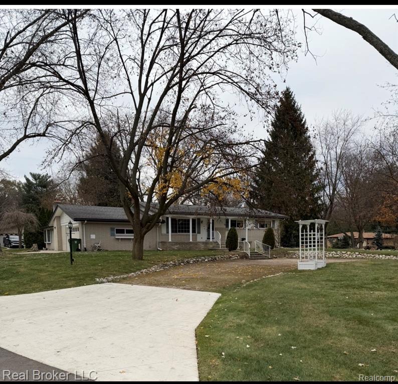 6116 Burgess Drive UNIT 12, Spring Lake, MI, 49456