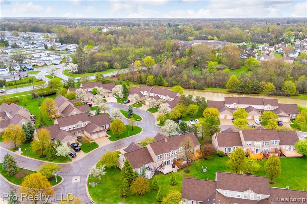 4000 Hunters Circle E, 137, Canton, MI 48188 — Photo 6