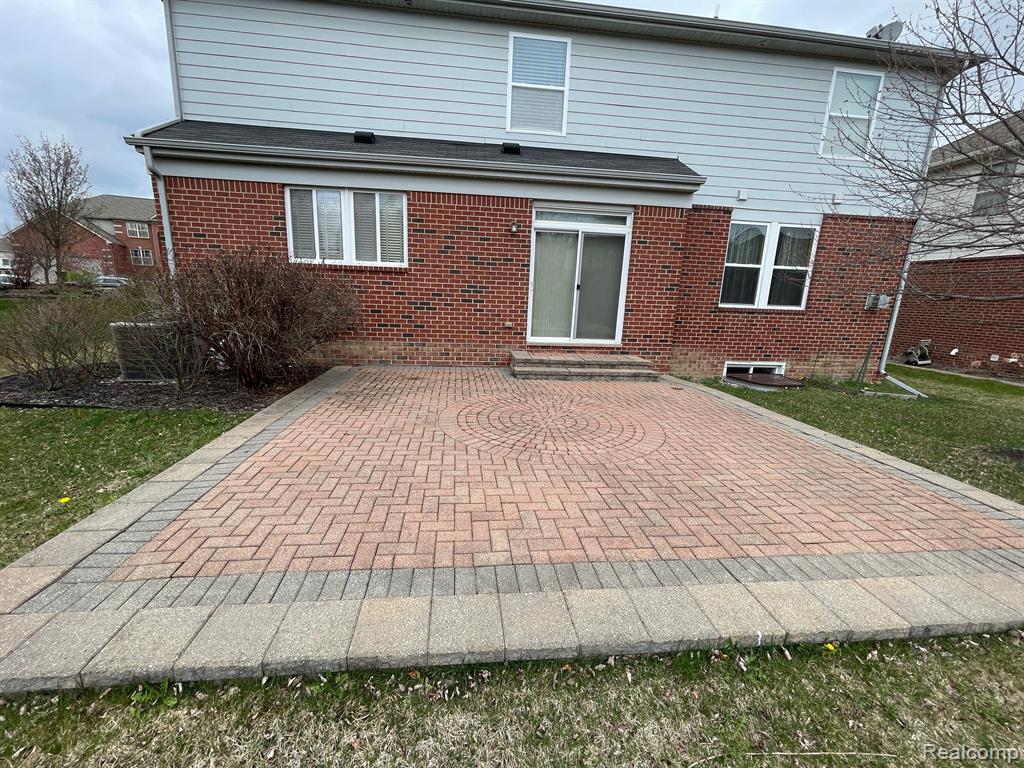 41693 CRANE Way, Novi, MI — Photo 37