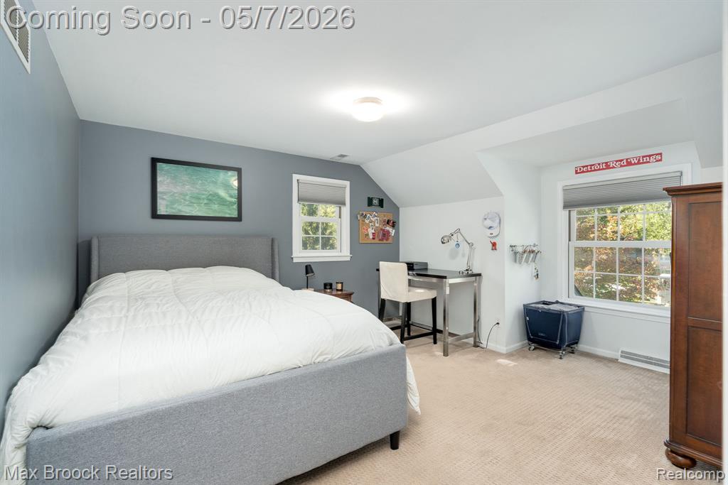 30800 Roberts Drive, Franklin, MI 48025 — Photo 32
