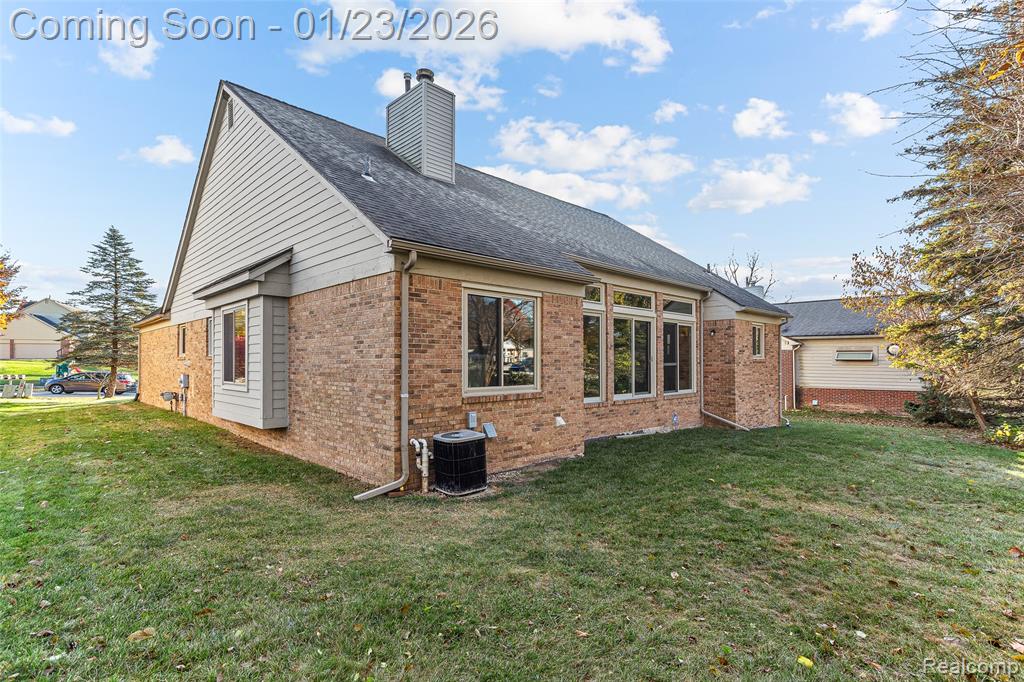 6425 Southpointe Drive, Troy, MI 48085 — Photo 37