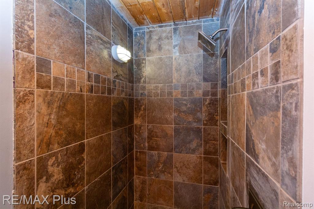 4521 S HADLEY Road, Metamora, MI 48455 — Photo 21