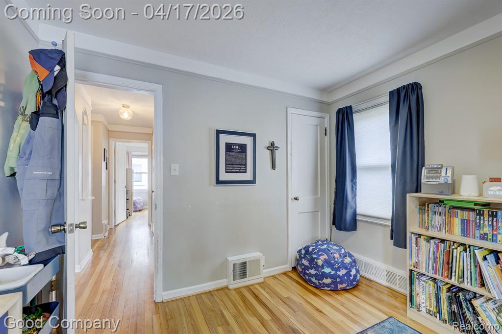 23211 Rensselaer Street, Oak Park, MI 48237 — Photo 19