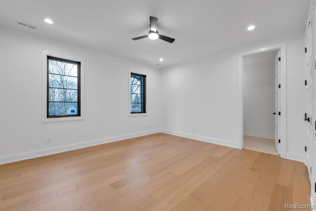 4546 Niagara Lane, Bloomfield Hills, MI 48301 — Photo 53