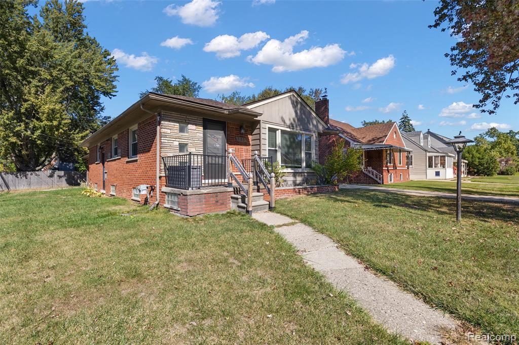 505 E Meyers Avenue, Hazel Park, MI 48030 — Photo 5