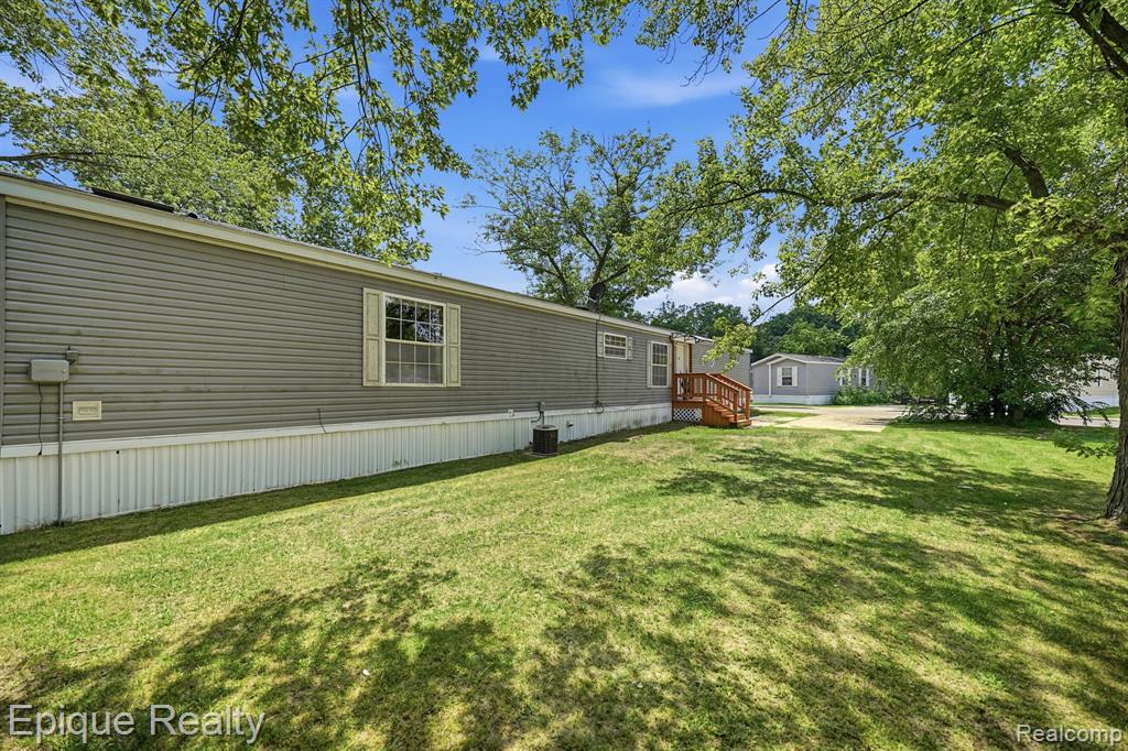 6255 Lake Drive, Augusta, MI 48197 — Photo 24