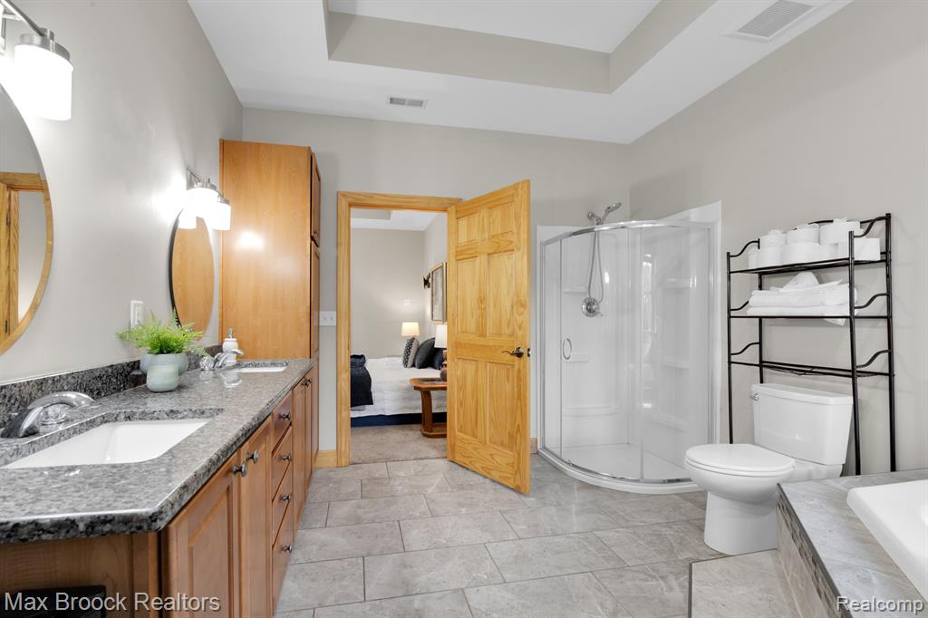 6300 HAZARD Road, Fenton, MI 48430 — Photo 13