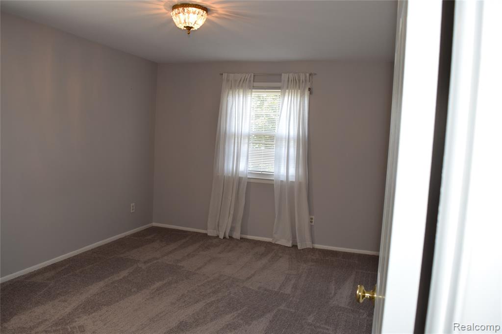 41318 Schoolcraft Road, Plymouth, MI 48170 — Photo 15
