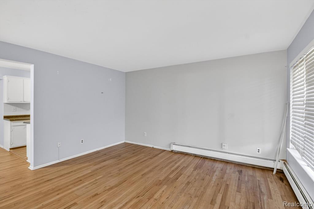 25301 5 Mile rd, Redford, MI 48239 — Photo 6