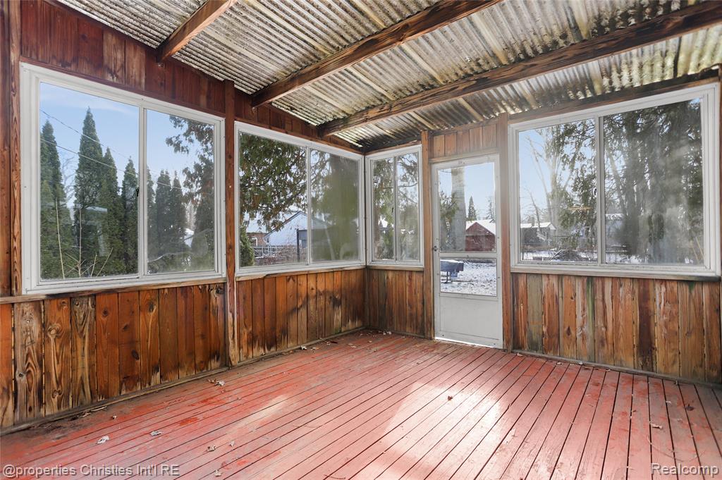 615 W 13 Mile Road, Royal Oak, MI 48073 — Photo 27