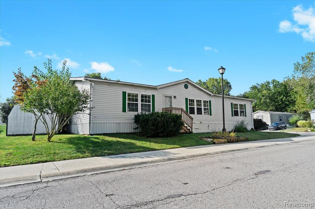49591 Linden St., Plymouth, MI 48170 — Photo 2