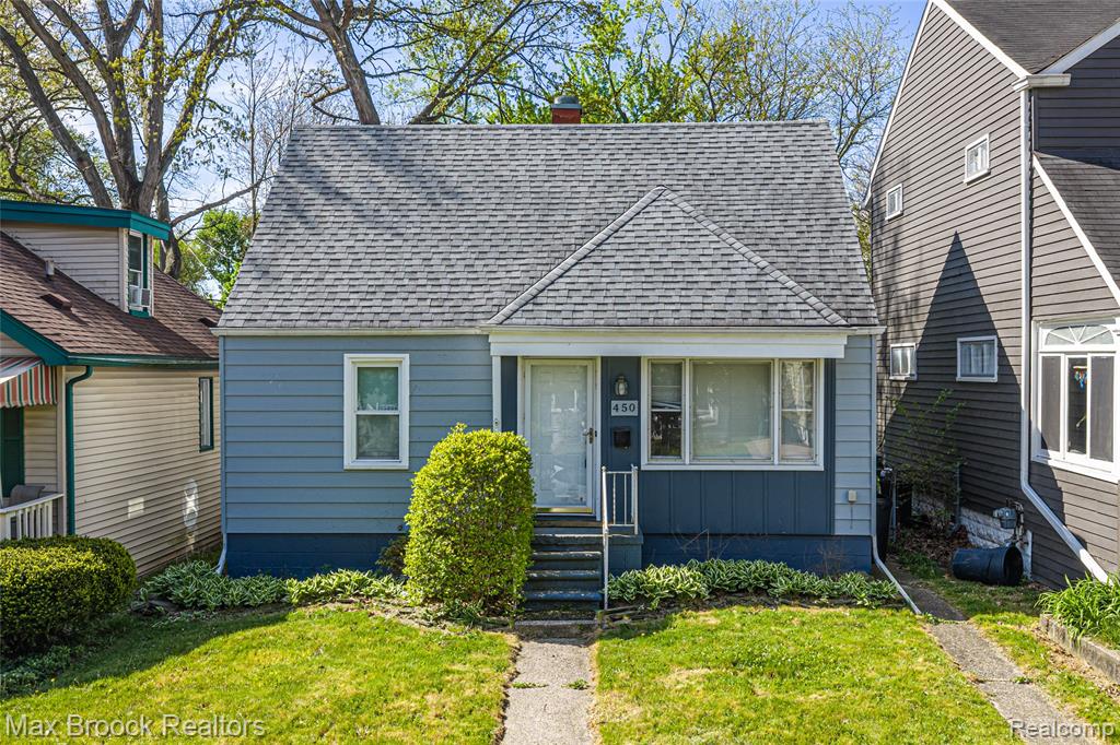 450 E MAPLEHURST Street, Ferndale, MI 48220 — front exterior