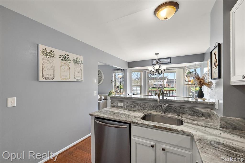 8745 Vine Street, Belleville, MI 48111 — Photo 15