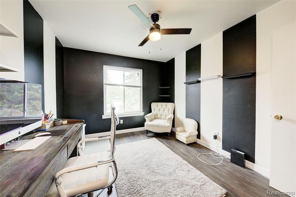 41674 BEDFORD Drive, Canton, MI 48187 — Photo 18
