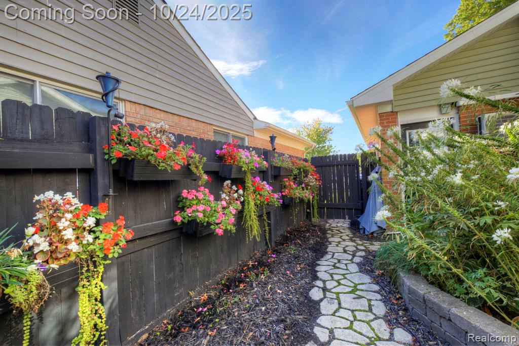 43764 Hanford Road, Canton, MI 48187 — Photo 49