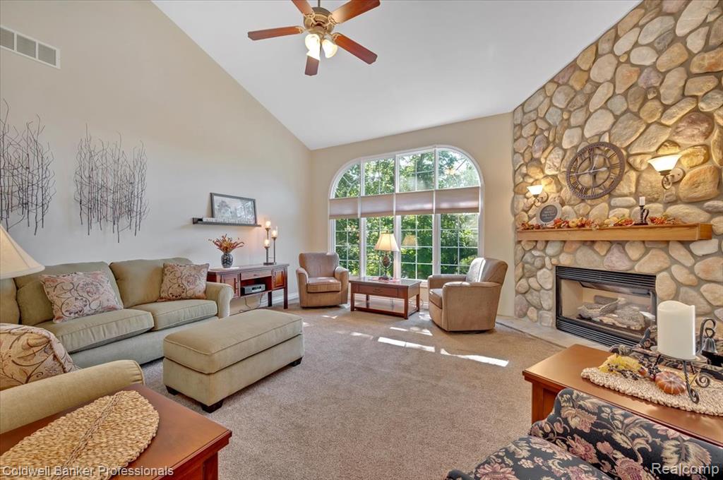 4655 Cusenza Drive, Otter Lake, MI 48464 — Photo 11