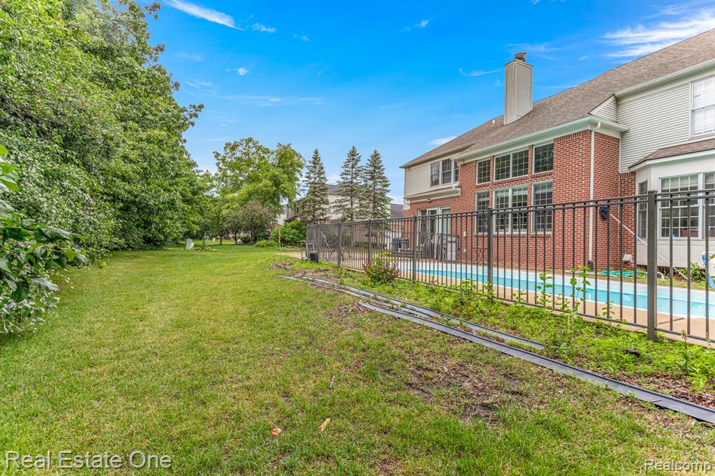48416 Manhattan Circle, Canton, MI 48188 — Photo 50