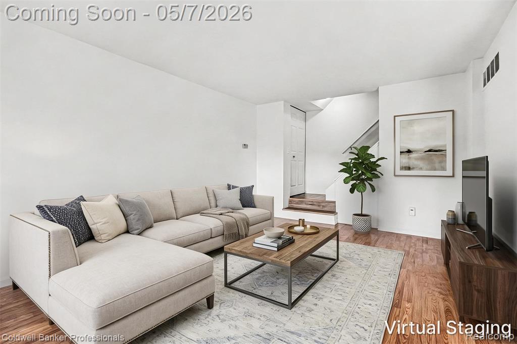 3004 Roundtree Boulevard, Ypsilanti, MI 48197 — Photo 2