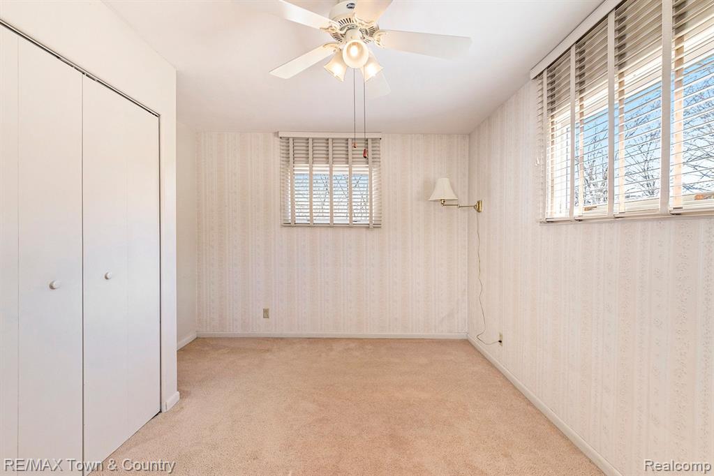 440 CRESTVIEW Street, Flushing, MI 48433 — Photo 16
