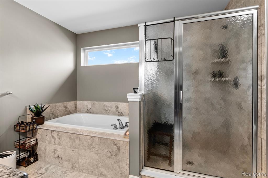 8032 IVY GLEN Park, White Lake, MI — Photo 18