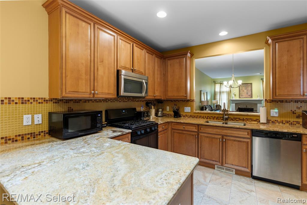 5664 Murphy Court, Warren, MI 48092 — Photo 20