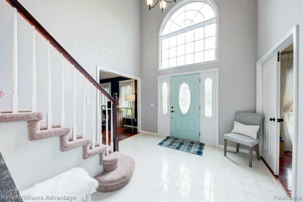 47694 EDINBURGH Drive, Plymouth, MI 48170 — Photo 6