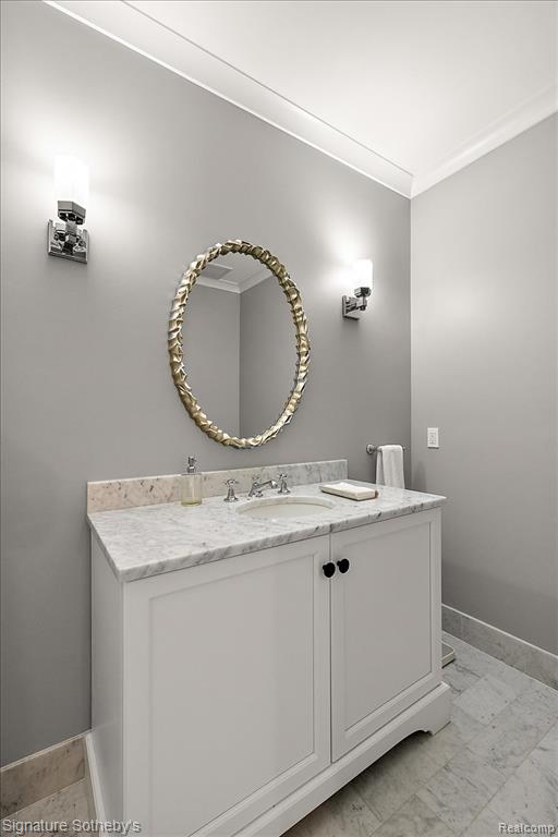 200 Woodland Villa Court, Birmingham, MI 48009 — Photo 59