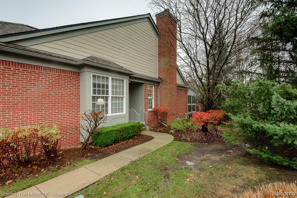 16479 CYPRESS Court, Northville, MI 48168 — Photo 41