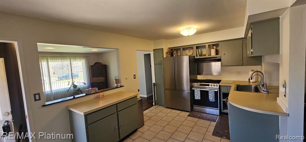 8743 Holly Drive, Canton, MI 48187 — Photo 5